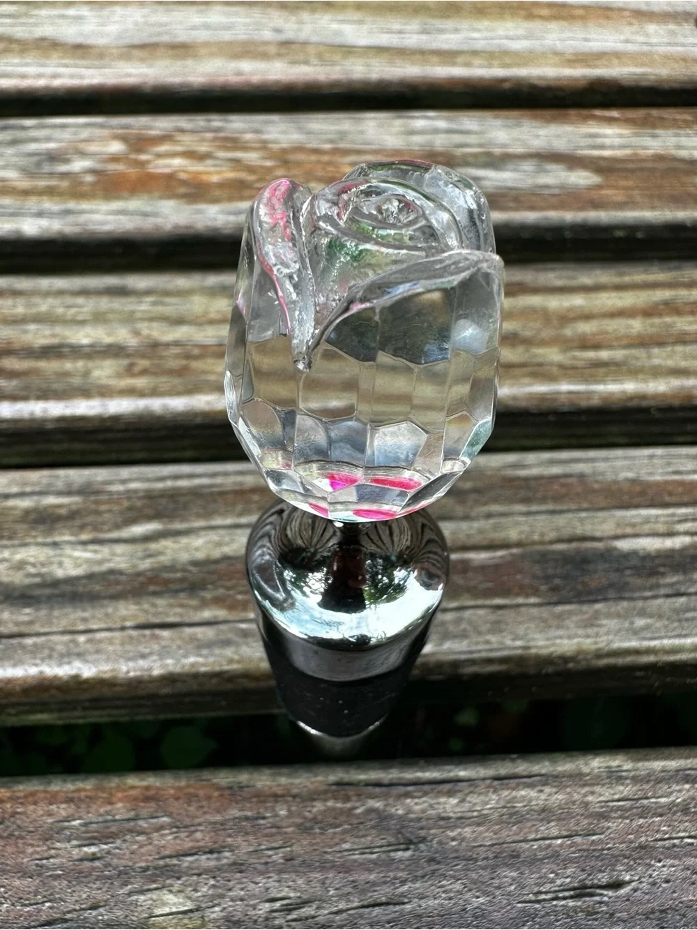 Metal Wine Bottle Stopper w/ Screw On/Off Glass Rose